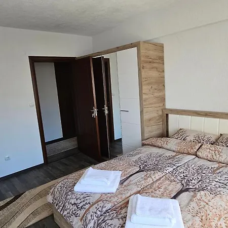 д и в 3 - D & V 3 Apartment *
